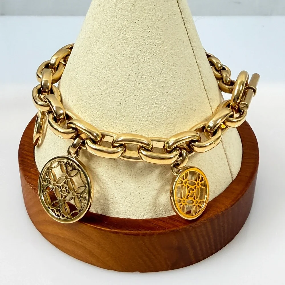 Michael Kors Charm Bracelet Gold Tone Toggle Clasp 6.75